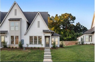 Building Photo - 327 Northgate Blvd