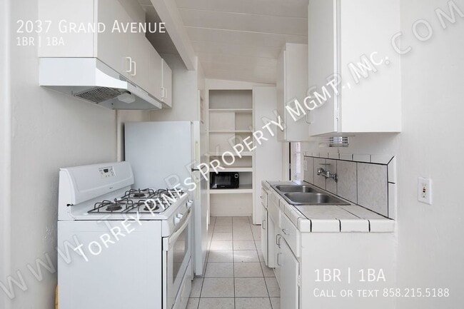 Building Photo - 2037 Grand Ave