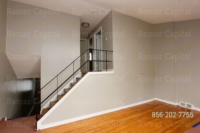 Foto del edificio - 2442 Wainwright St