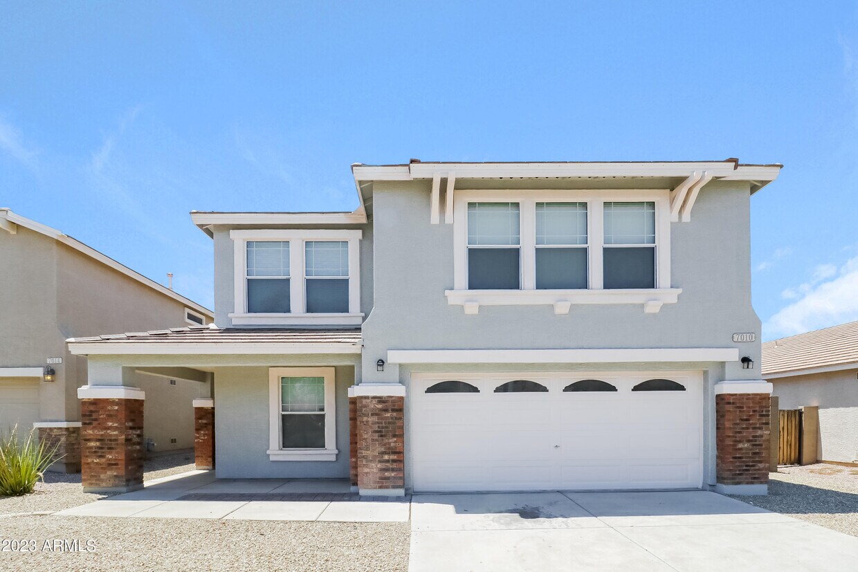 Foto principal - 7010 S 40th Ln