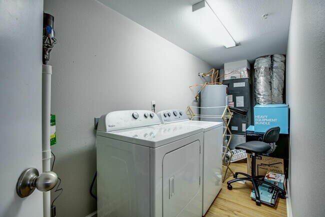 Foto del edificio - 605 Pope St