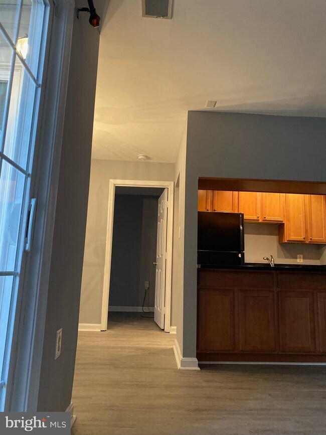 Building Photo - 104 Westwick Ct