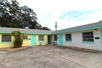 Building Photo - 6373 Gateway Ave