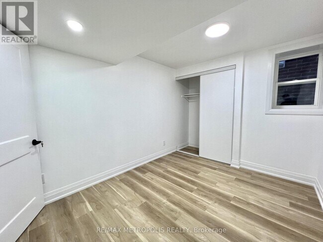Building Photo - BASEMENT - 3271A TURNSTONE BOULEVARD