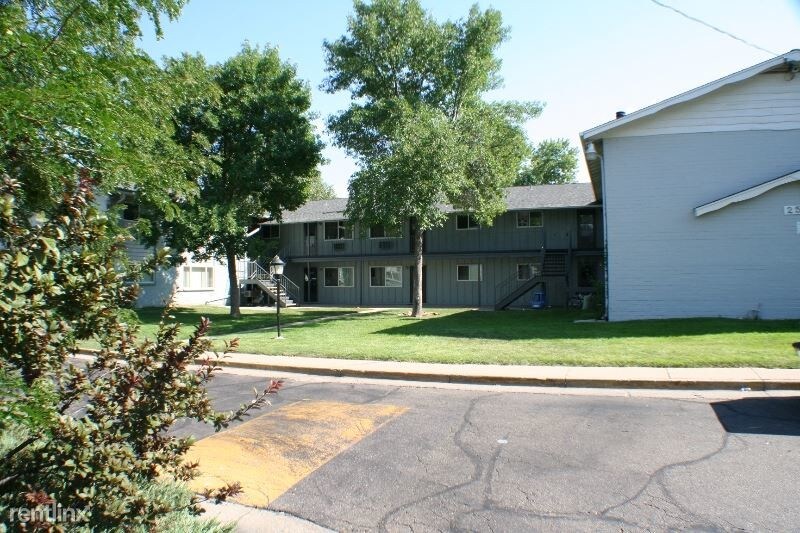 Foto principal - 2 br, 1 bath Condo - 2565 S Sheridan Blvd