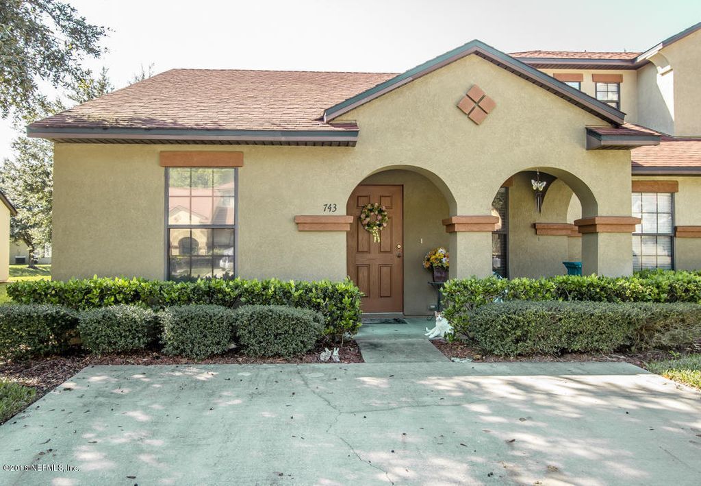 Front entry with off-street parking. - 743 Ginger Mill Dr