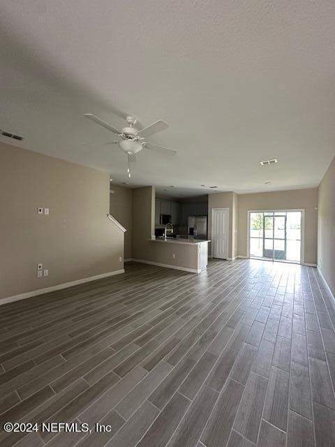 Building Photo - 2610 Sandy Dune Dr