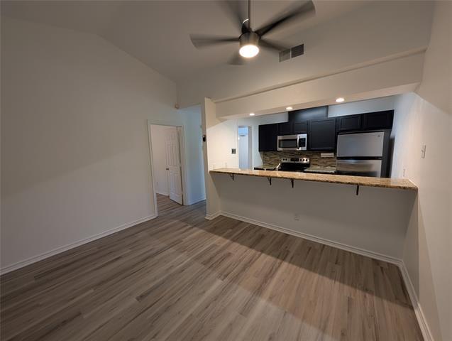 Foto del edificio - 1725 Westerham Dr