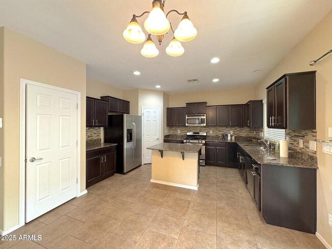 Foto del edificio - 5424 W Hobby Horse Dr