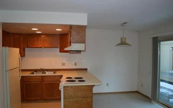 Building Photo - 7800 Mayfair Dr