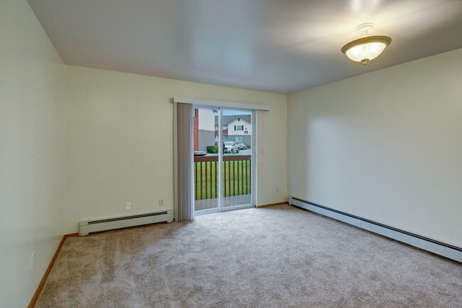 Strawberry Lane Apartments - Living Room - Strawberry Lane