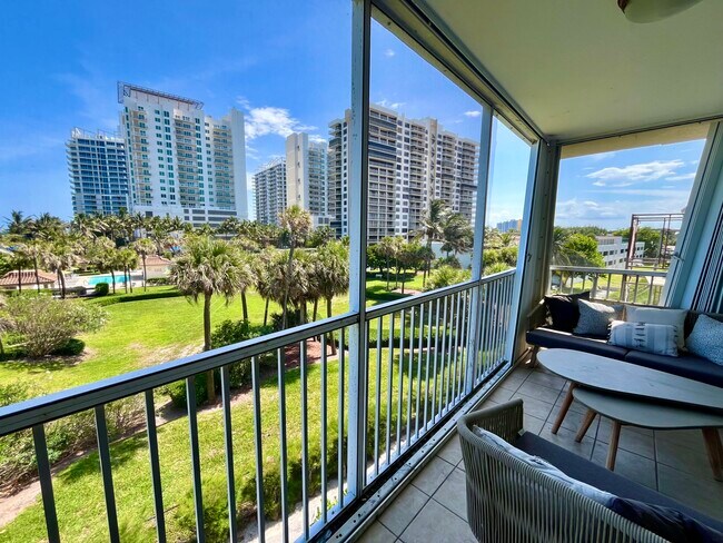 Foto del edificio - 3600 N Ocean Dr
