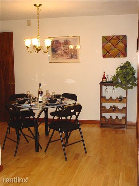 Primary Photo - 27 Dutton Place Way