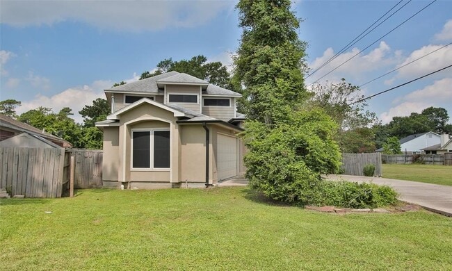 Photo - 446 Rivergrove Dr House