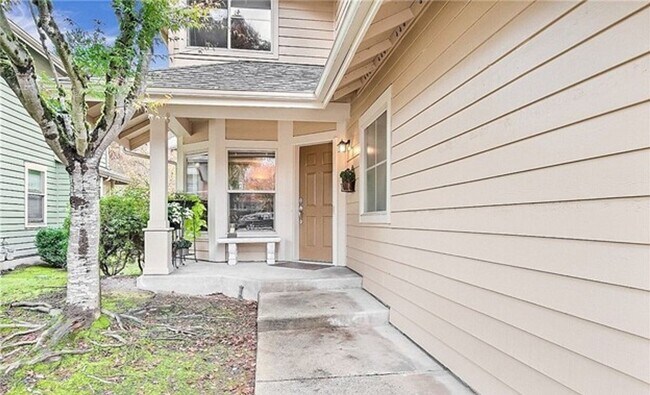 Foto del edificio - Stylish Upgraded Townhome Near Redmond Town Center & Sammamish Trail