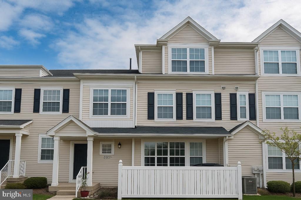 Foto del edificio - 6202 Preston Way