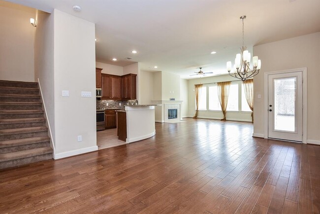 Foto del edificio - 5158 Oasis Park Ln