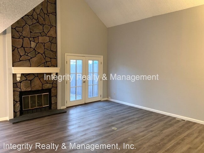 Building Photo - 2 br, 3 bath House - 6418 S Hudson St