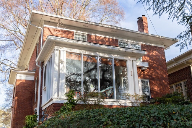 Building Photo - 641 Bonaventure Ave NE