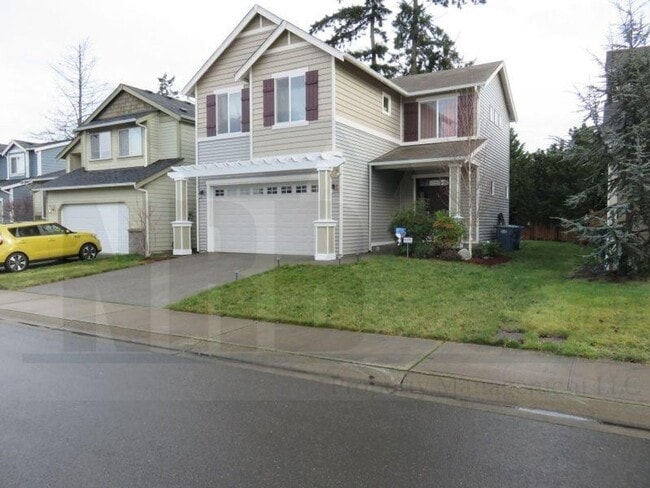 Building Photo - Beautiful Home located in a gated communit...