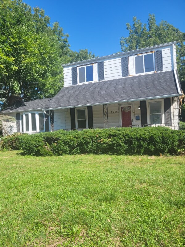 2216 Glendale Ave, Toledo, OH 43614 House Rental in Toledo, OH