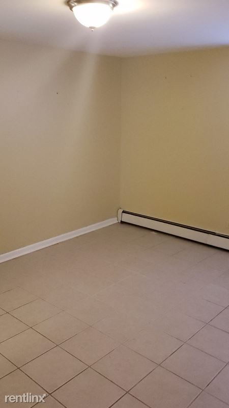 Building Photo - 2 br, 2 bath Apartment - 1300 S. 51st Court