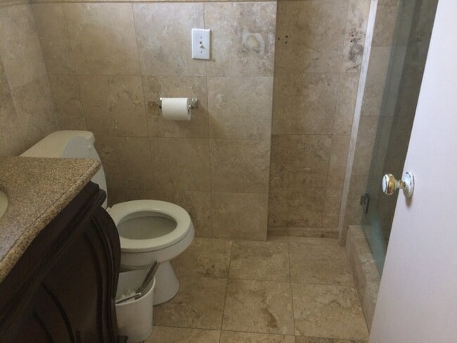 Building Photo - 1943 S Davis Blvd