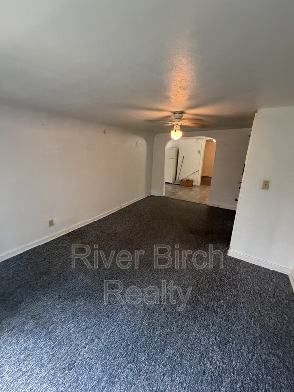 Foto del edificio - 853 S Douglas Ave