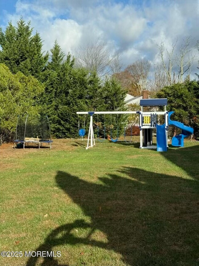 Building Photo - 28 Musket Ln