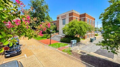 Building Photo - 30 Kings Way