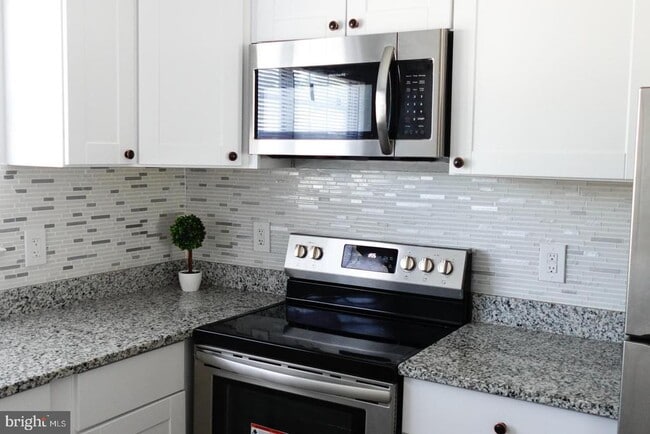 Building Photo - 1106 Castlehaven Ct