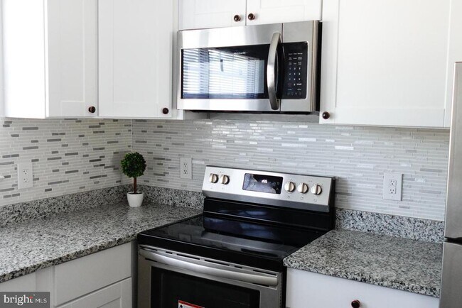 Foto del edificio - 1106 Castlehaven Ct