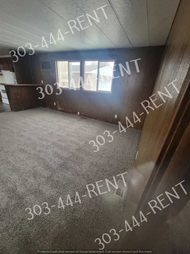 Building Photo - Log Lane Village 2 bedroom & 2 bathroom