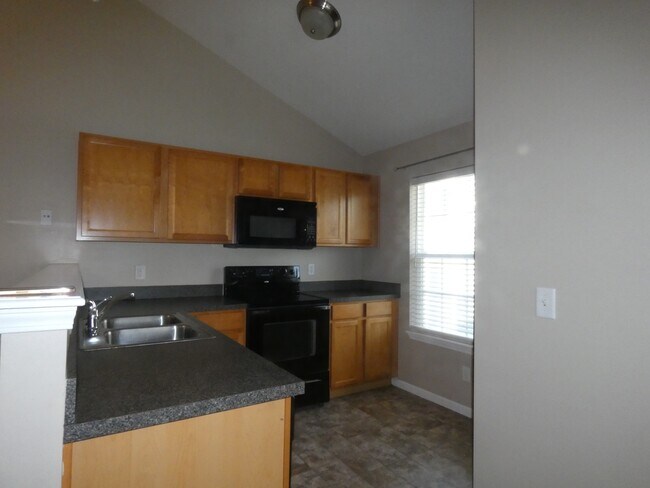 Foto del edificio - 5501 NE 80th Terrace