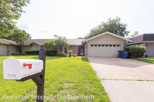 Building Photo - 3 br, 2 bath House - 7030 S Indianapolis