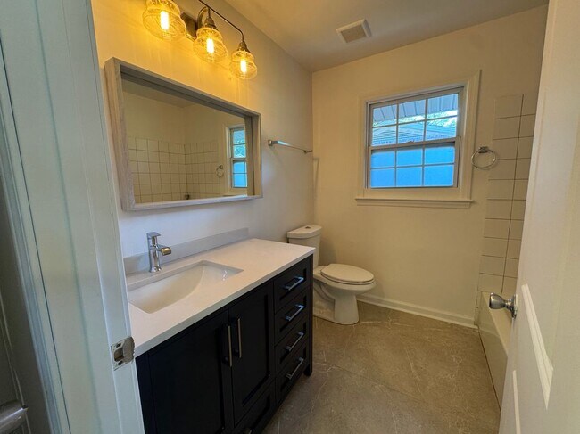 Foto del edificio - 995 Fleetwood Cir SW