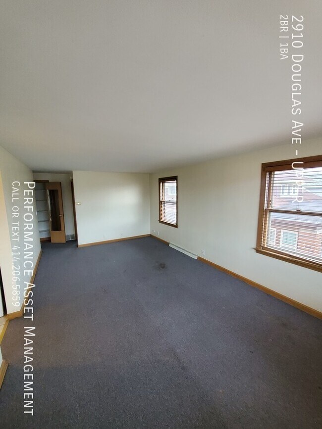 Building Photo - 2910 Douglas Ave