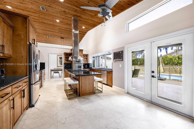 Foto del edificio - 10401 SW 139th St