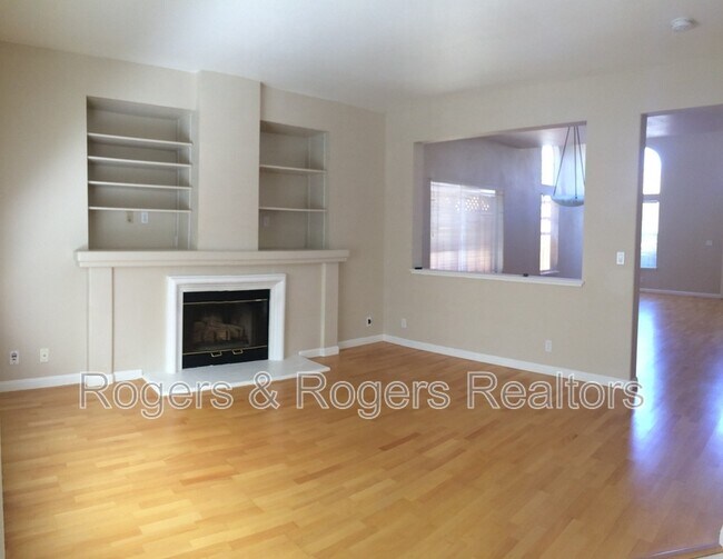 Foto del edificio - 213 Houghton St