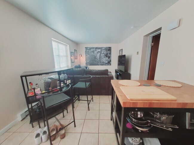 Foto del edificio - 71 Josephine Evaristo Ave