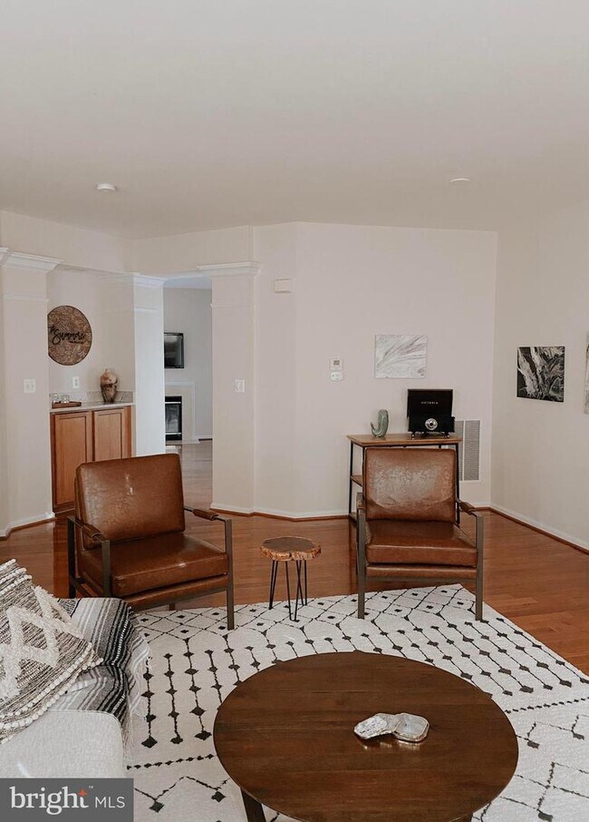 Foto del edificio - 1104 Hoke Ln