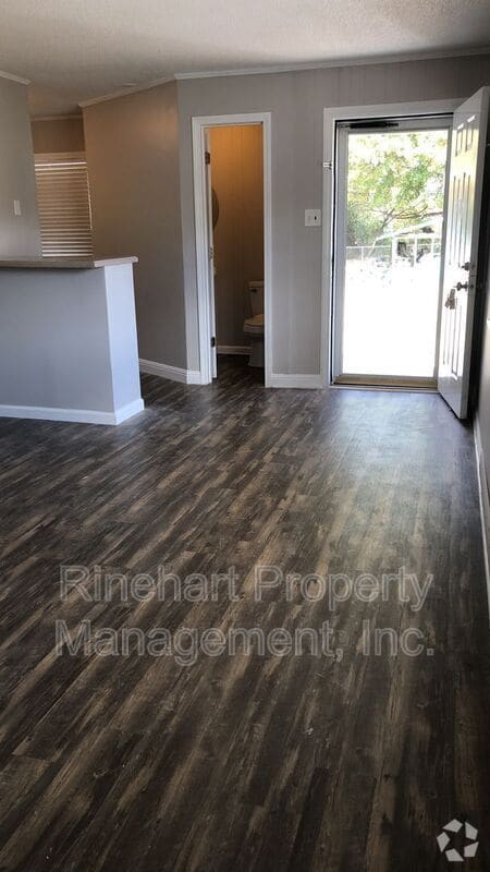 Building Photo - 1423 Mt Gallant Rd