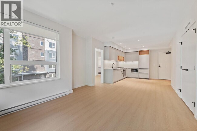 Building Photo - 2015 St Johns St