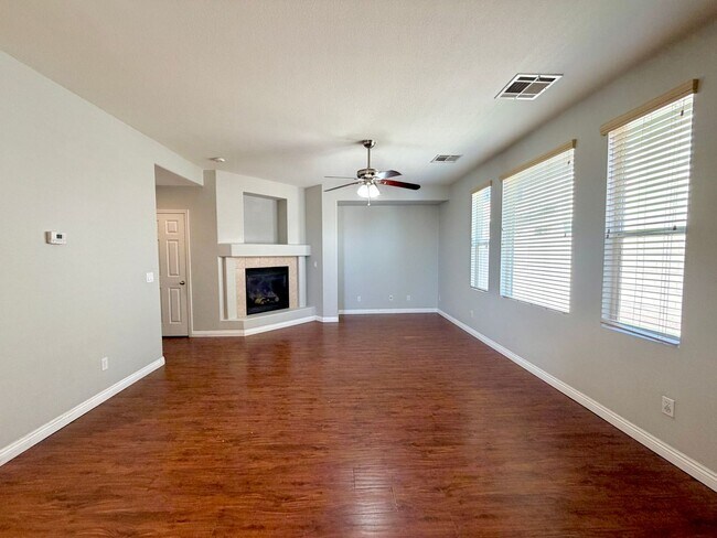 Foto del edificio - 7358 W Shelbourne Ave