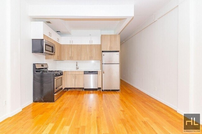 Foto del edificio - BUSHWICK AVENUE