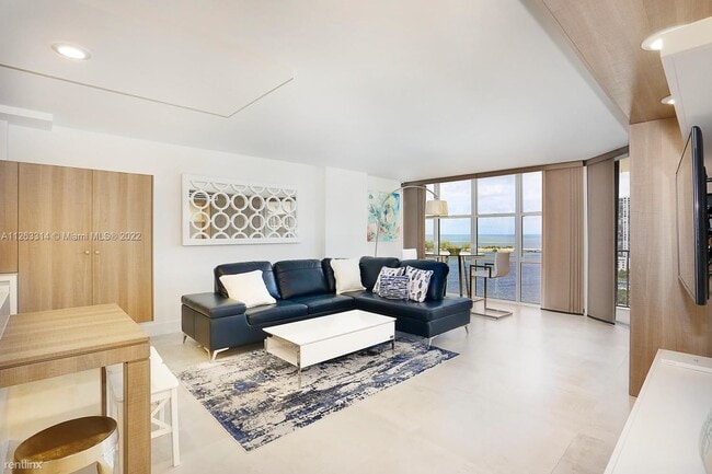 Building Photo - 2 br, 2 bath Condo - 1865 Brickell Ave Apt...
