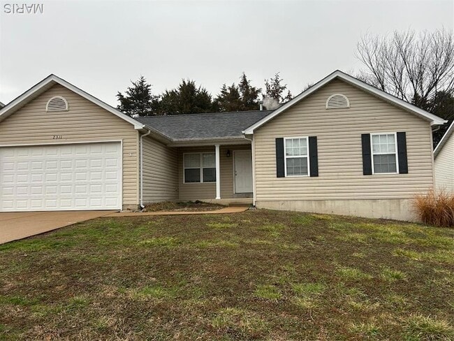 Building Photo - 2311 Garden Ln