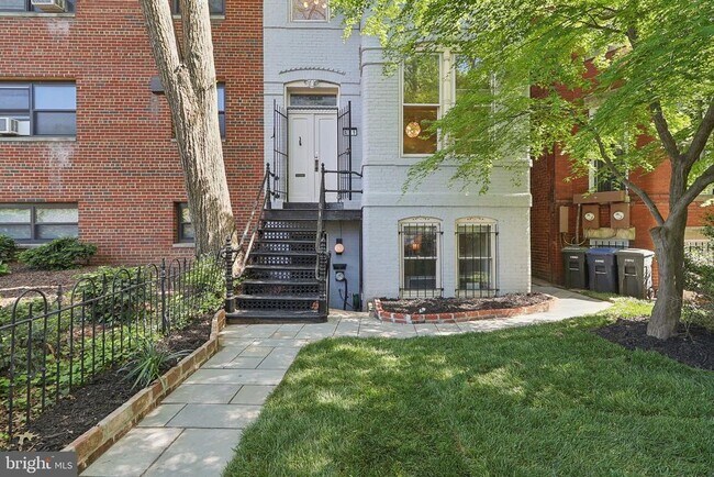Foto del edificio - 409 South Carolina Ave SE