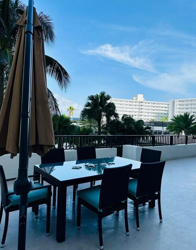 Foto del edificio - 3400 S Ocean Blvd