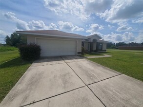 Building Photo - 6605 SW 129th Loop